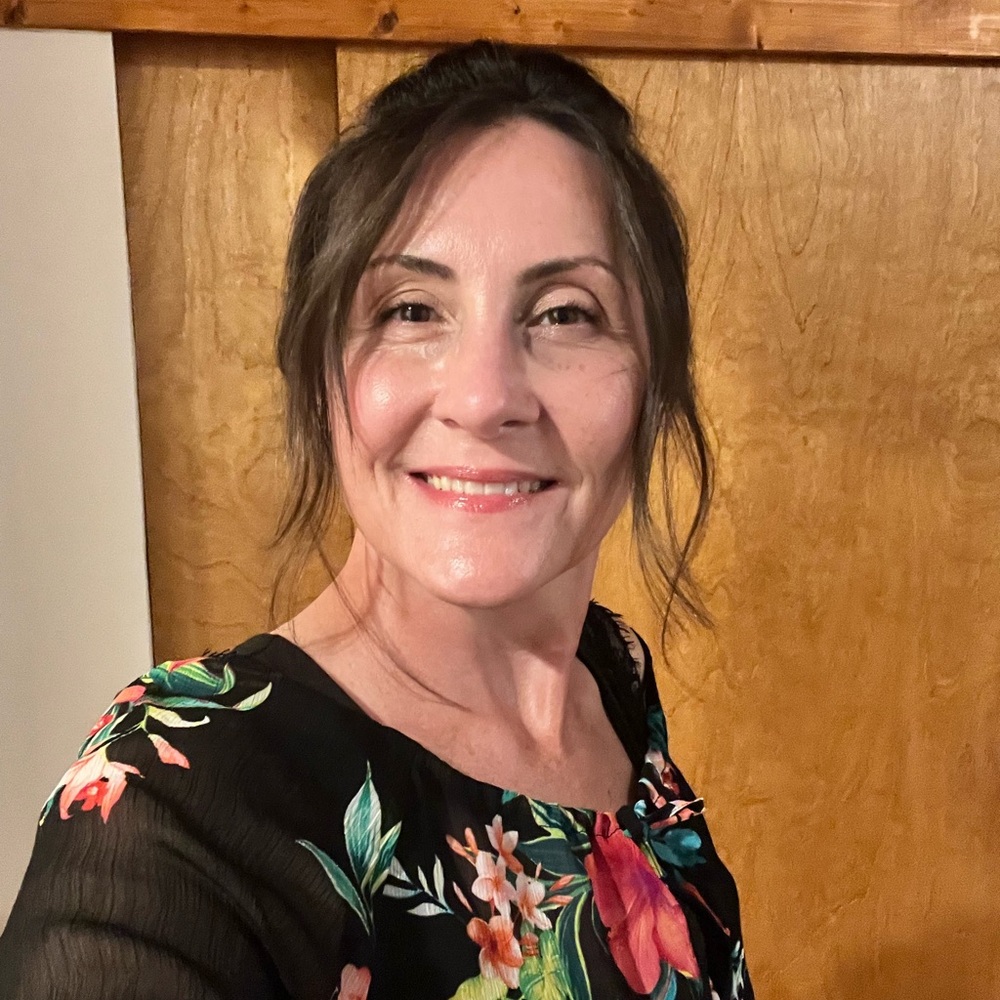 Meet your Posher, Suzette